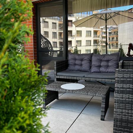 A-Brilliant, New! Spacious & Modern Apartment In Varna Whit Garage Екстер'єр фото